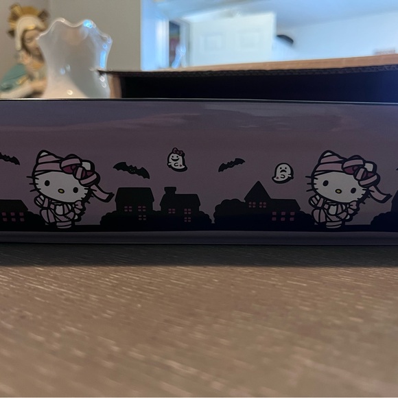 NWT Purple Hello Kitty Mummy Baking Dish - Picture 4 of 7